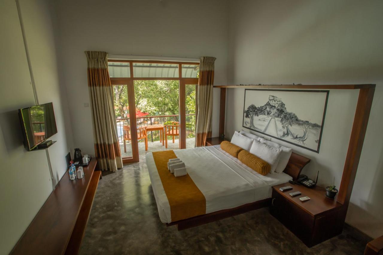 Sigiriya Wewa Addara Hotel - Hotel By The Lake Zewnętrze zdjęcie